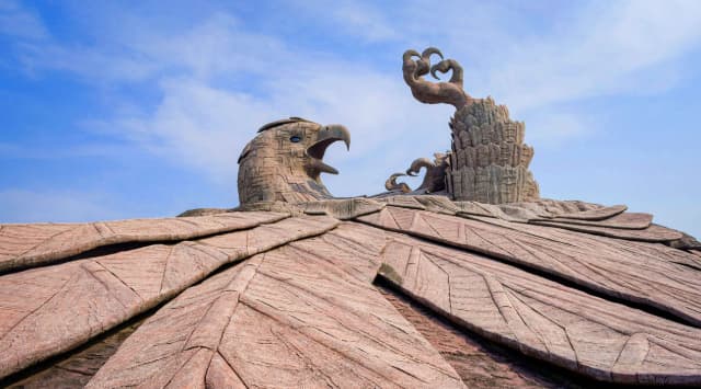 Jatayu Statue
