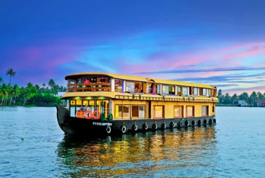 Kerala Houseboat